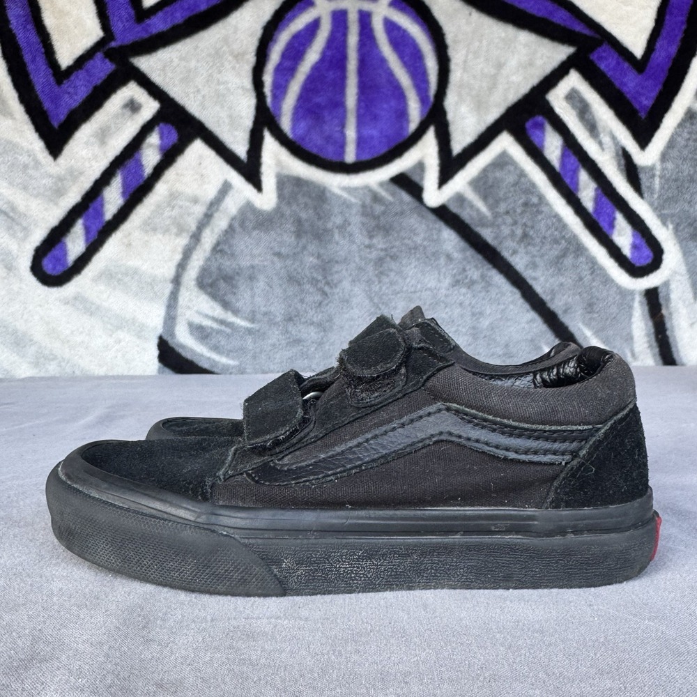 Size 12c - VANS Old Skool V Black/Black  Kids Shoes